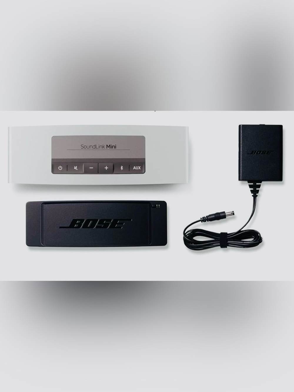 Bose SoundLink Mini Bluetooth Speaker W Charging Base & Adapter New No Box